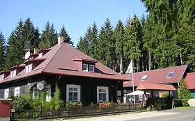 Hubert Rozvadov 3*
